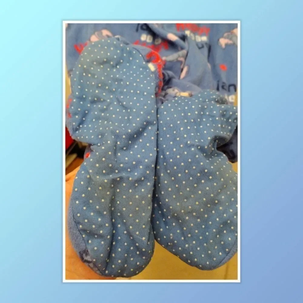 Disney Eeyore Adult Women's Footed Pajamas/costume size Large - Picture 3 of 4